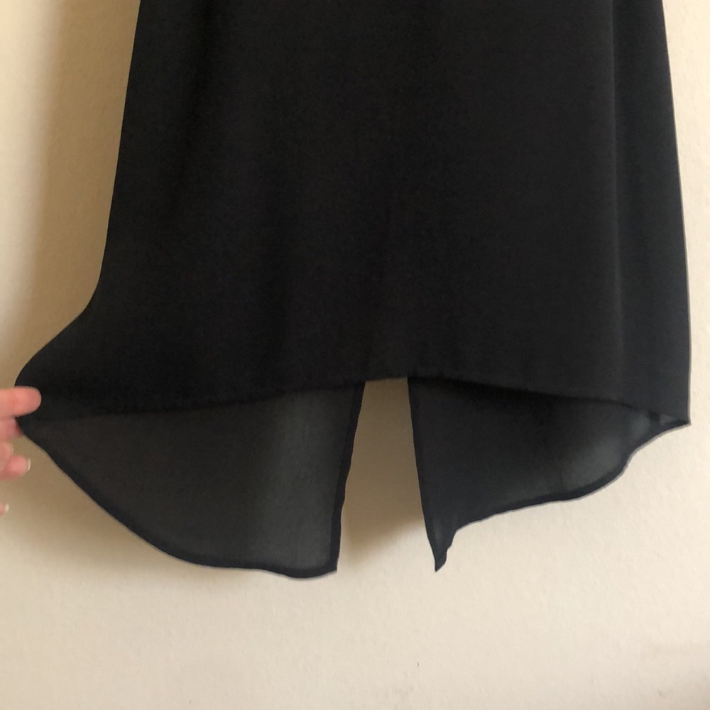 Express Top - Picture 2 of 6